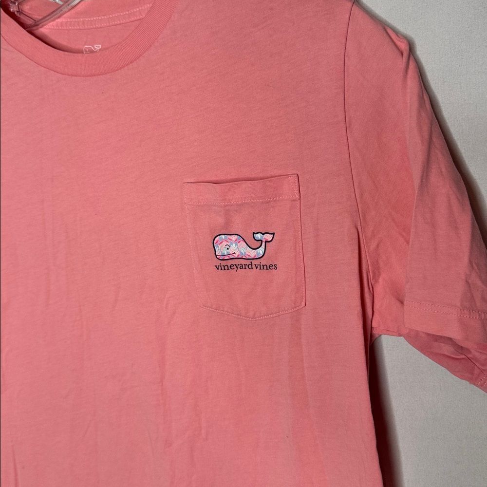 Vineyard Vines Girl’s Short Sleeve Coral Tee. Size XL Youth. - Picture 3 of 6